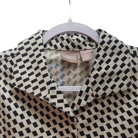 Chico's 1 / M NWOT Tunic Shirt Stretch Geometric Button Up Long Sleeve Tan Black - Picture 3 of 12